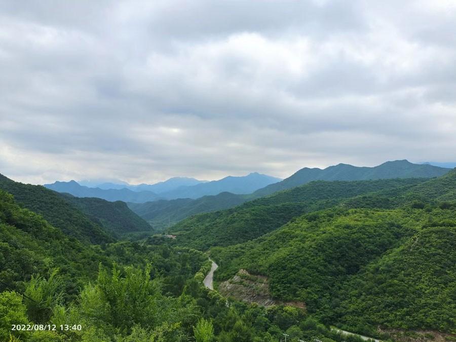 北京門頭溝網(wǎng)紅盤山公路雙大路，北京京西出游跑山打卡網(wǎng)紅公路雙大路